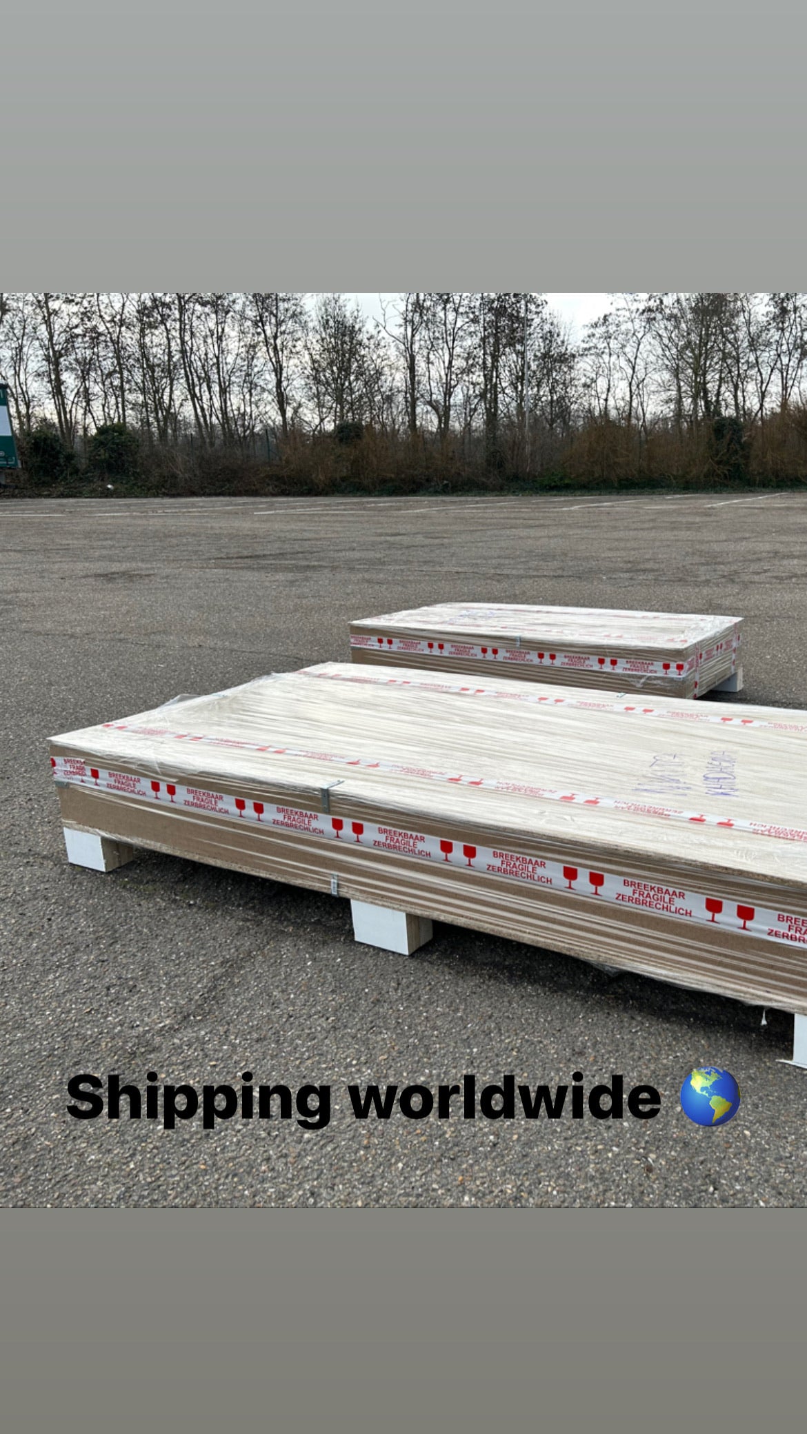 Silver and Gold Pouring Art Table | Black River | Glitter