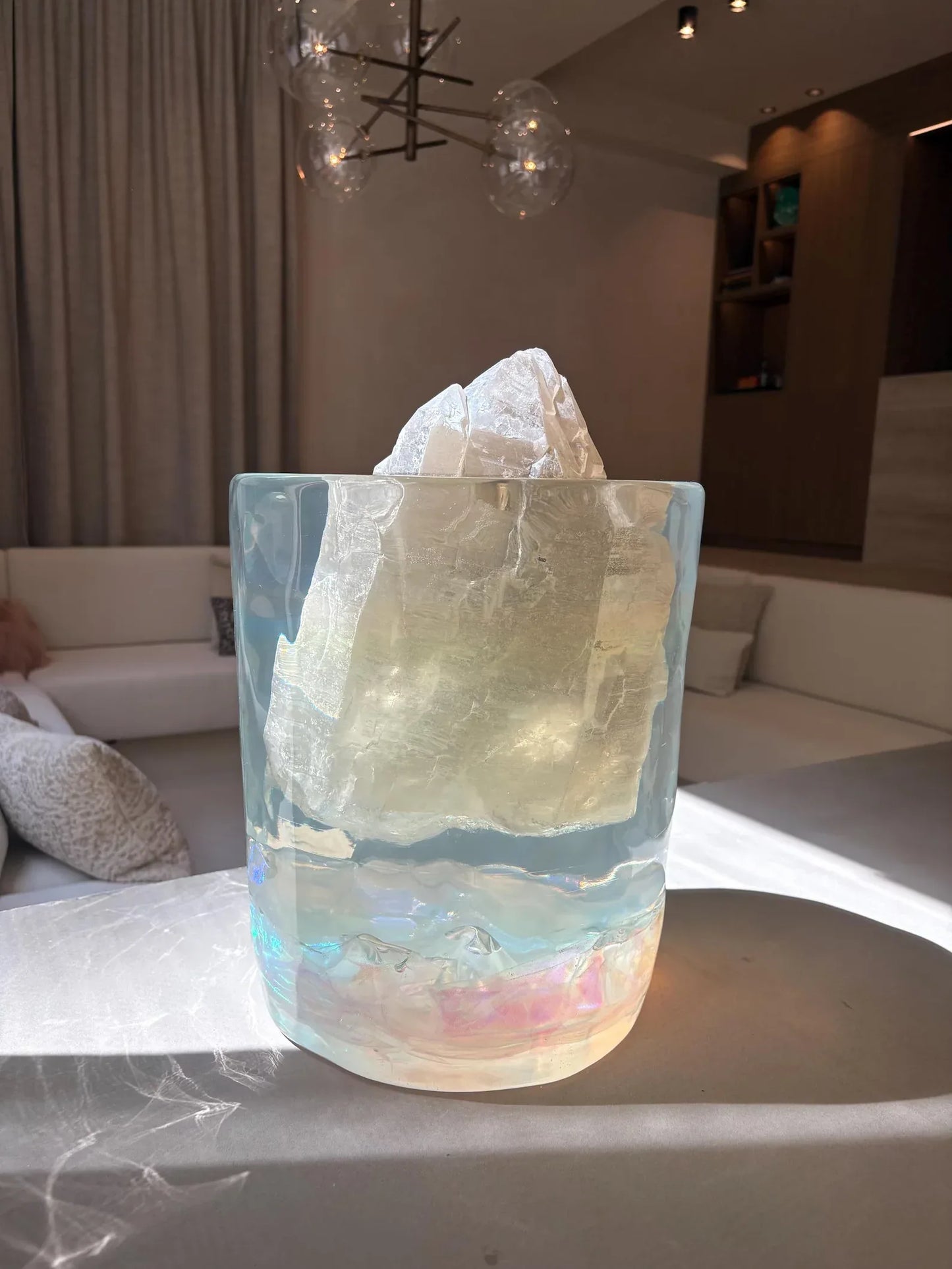 Levitate Sculpture – Precious Stone Artistic Table Sculpture (Handmade) - Leonardo Gravina