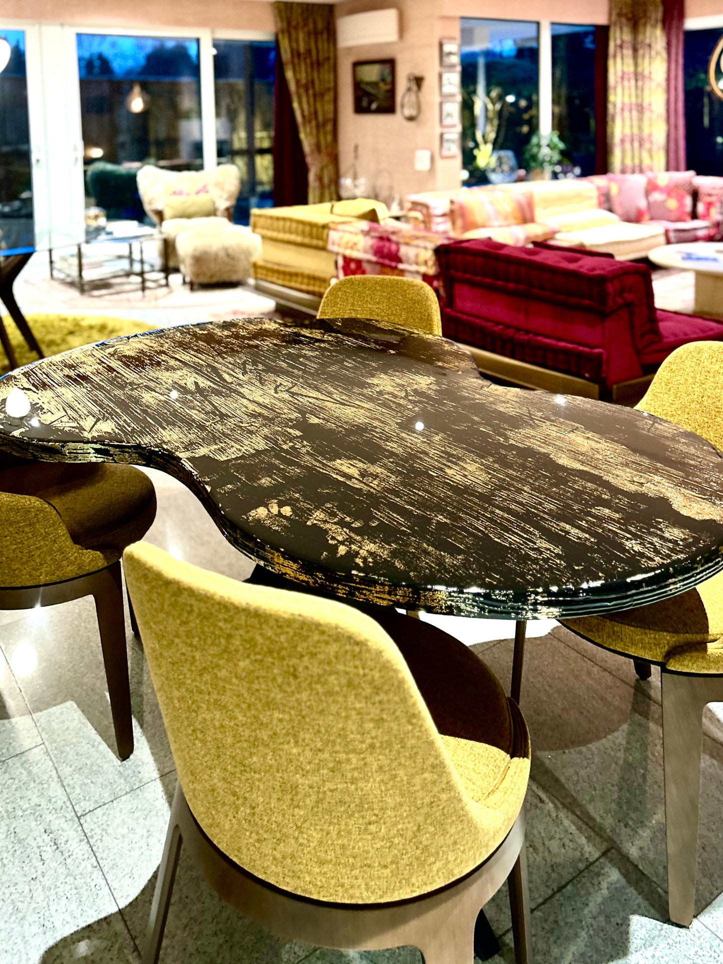 Black Organic Shape Table with 3D Gold Details (Custom)