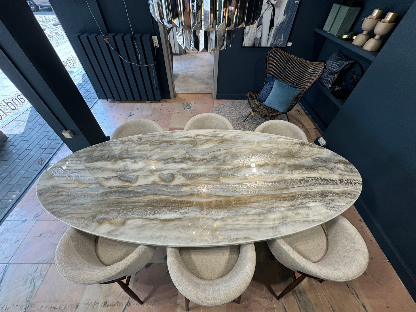Customized Oval Dining Table | Silver and Gold Pouring Art