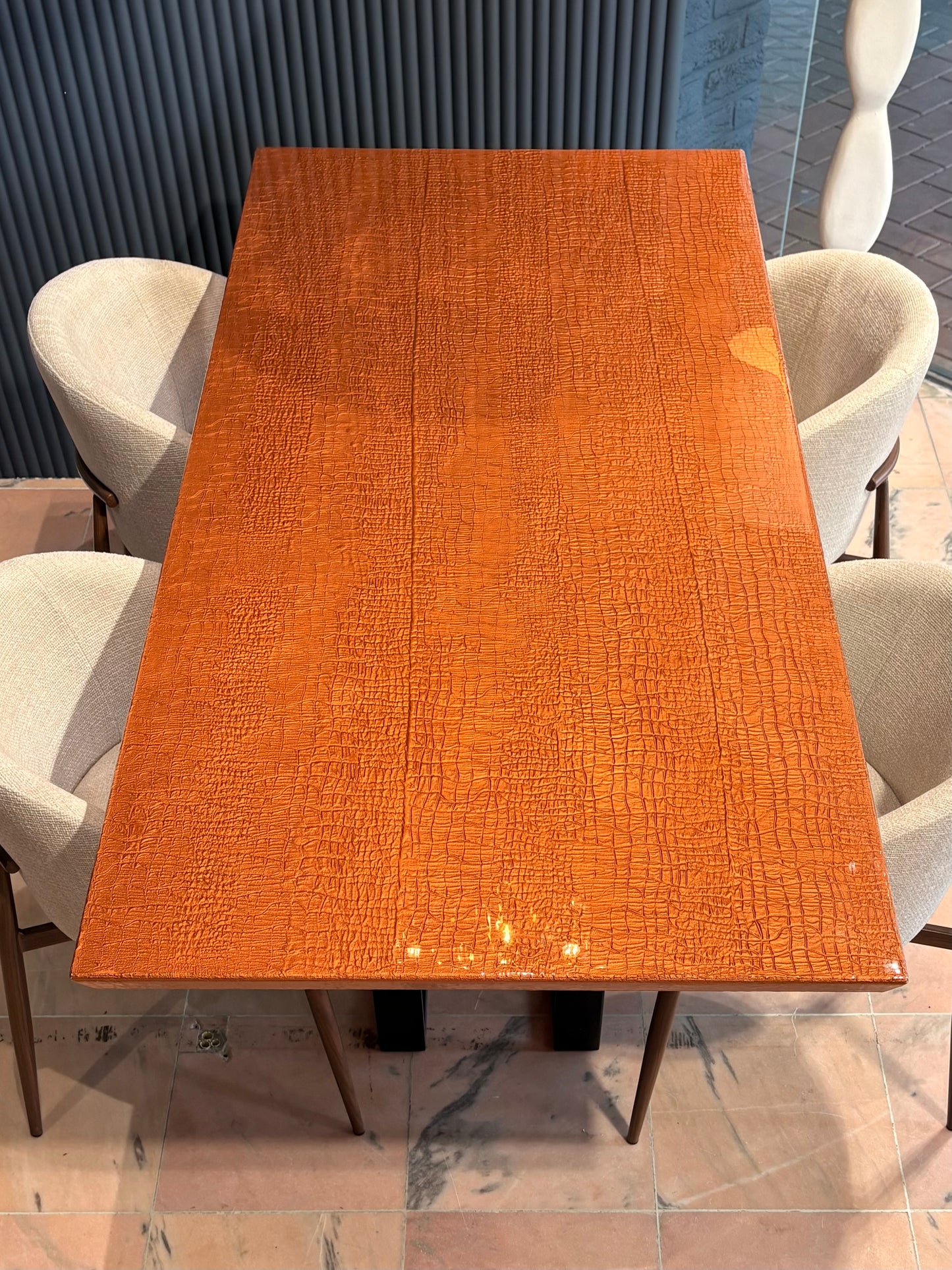 Table à manger Croco | Bords biseautés | Sur mesure