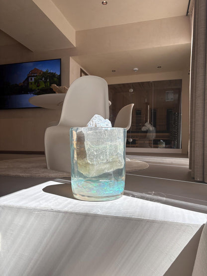 Edelsteinskulptur von Leonardo Gravina | Quarzkristall | Schweben