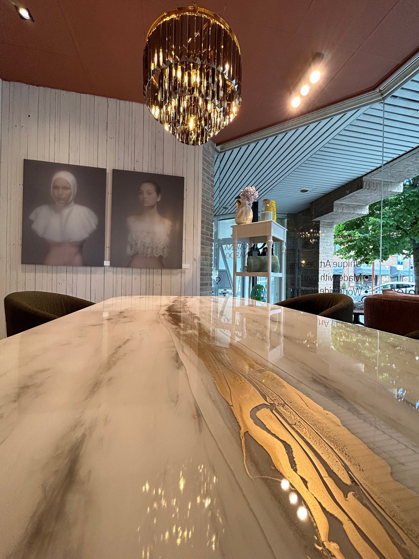 Rounded Corners Dining Table | Grey Marble Pattern | Gold River